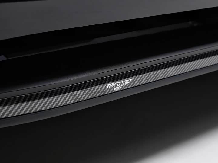 Фото 20 - Bentley Bentayga