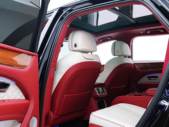 Фото 6 - Bentley Bentayga