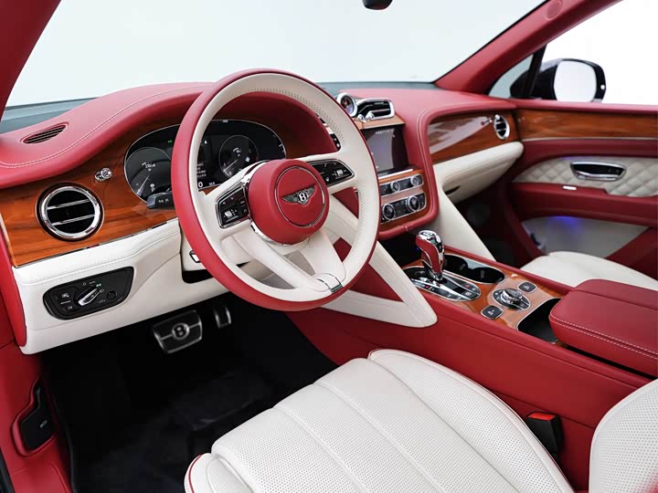 Фото 8 - Bentley Bentayga