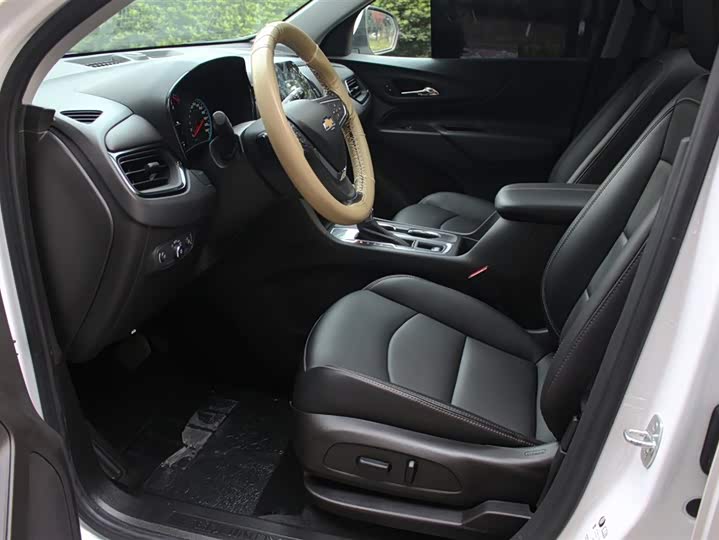 Фото 8 - Chevrolet Equinox