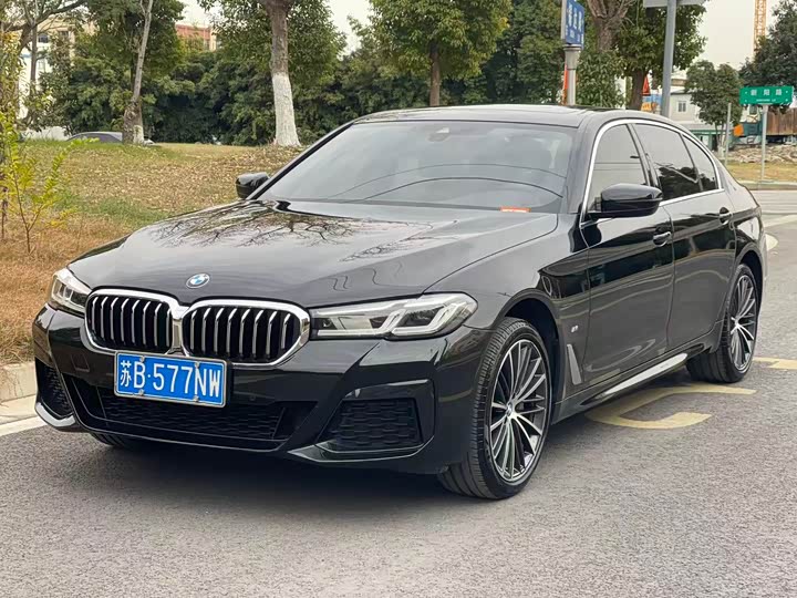 Фото 1 - BMW 5 Series