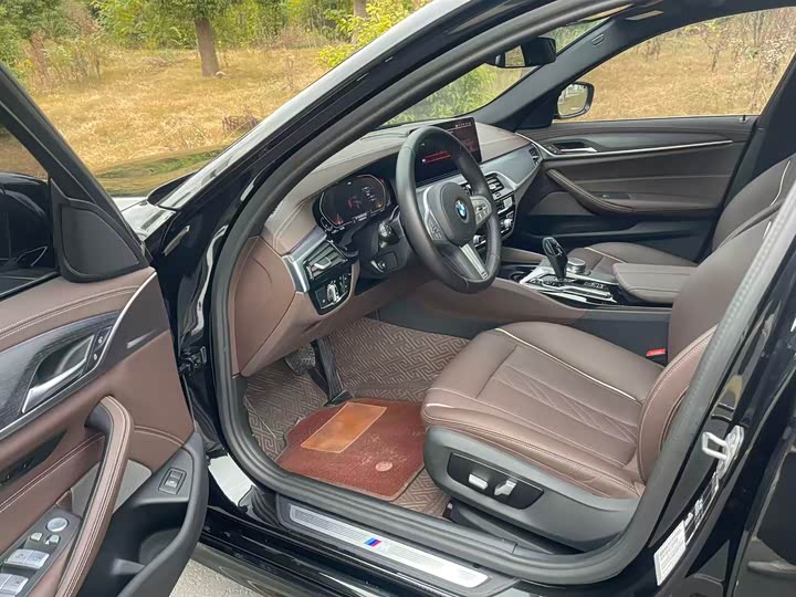 Фото 4 - BMW 5 Series