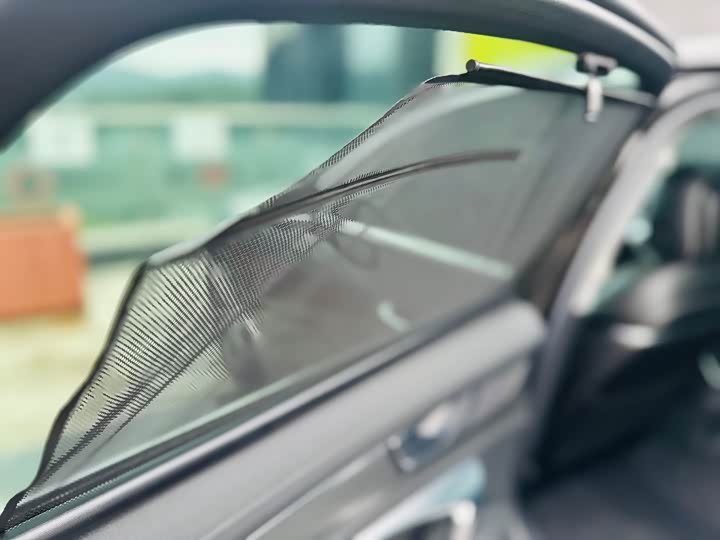 Фото 14 - Audi A6L