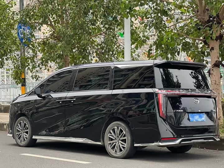 Фото 7 - GAC Trumpchi M8