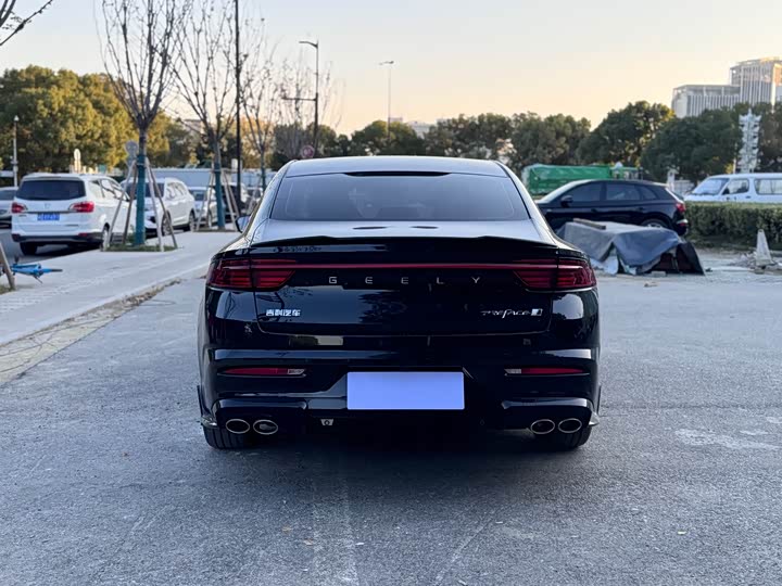 Фото 5 - Geely Preface