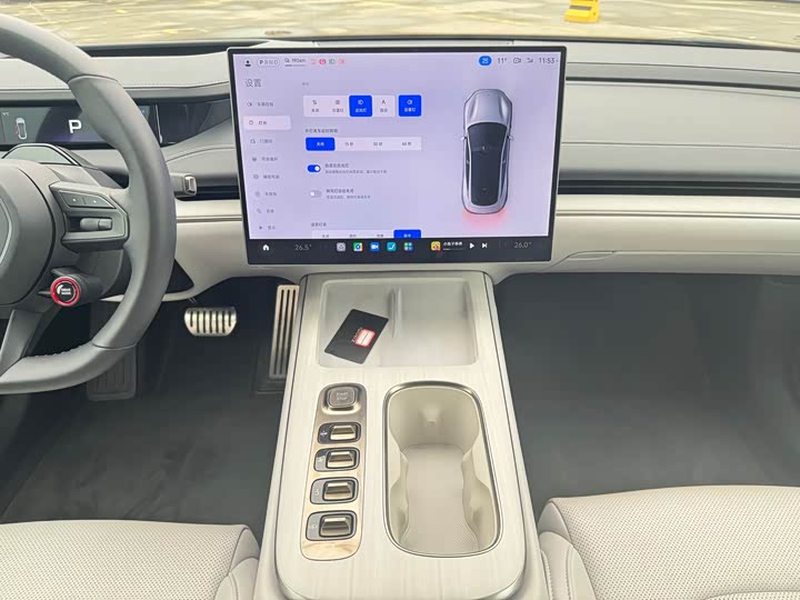 Фото 10 - Xiaomi SU7