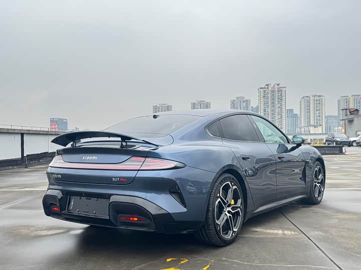 Фото 12 - Xiaomi SU7