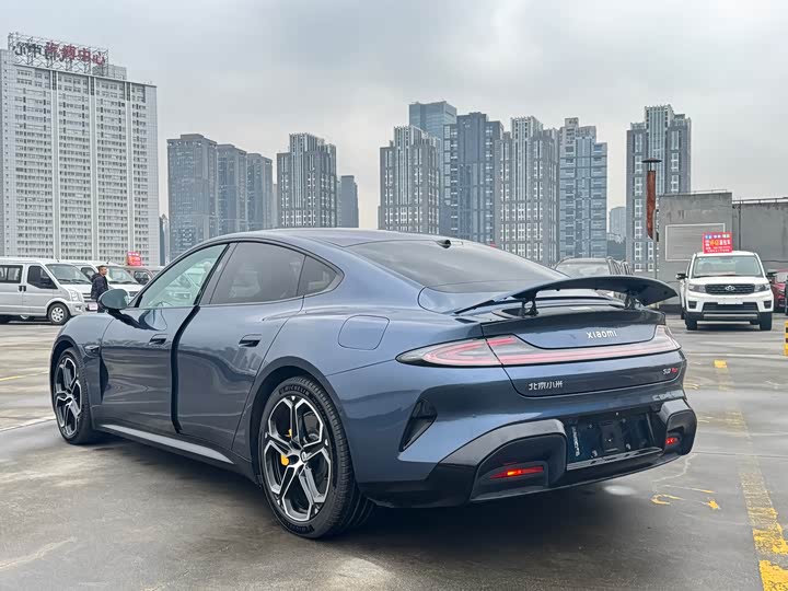 Фото 13 - Xiaomi SU7