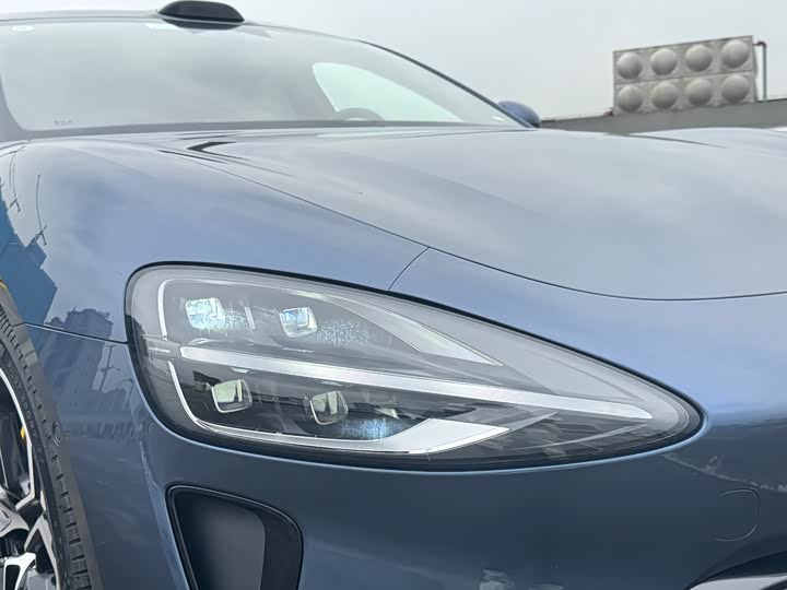 Фото 4 - Xiaomi SU7