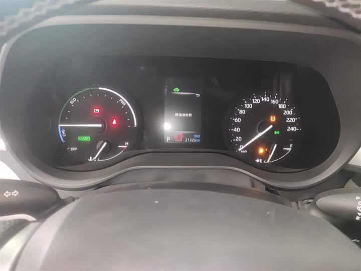 Фото 18 - Toyota Granvia