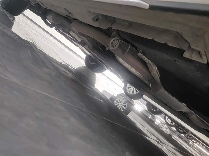 Фото 2 - Toyota Granvia