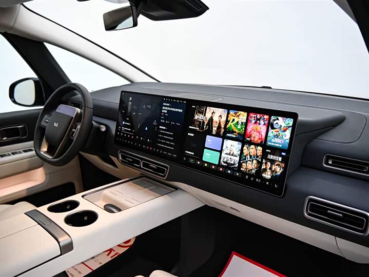 Фото 30 - LiXiang Mega