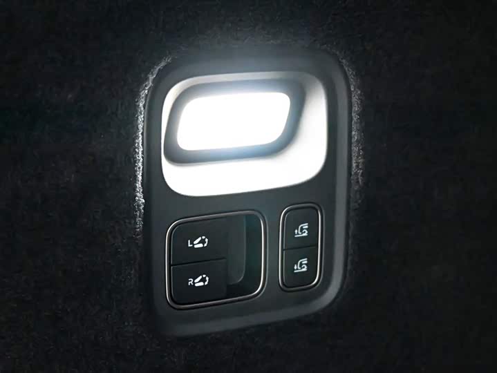 Фото 42 - LiXiang Mega