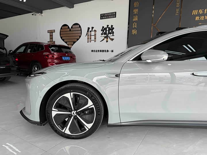 Фото 17 - Nio ET5T