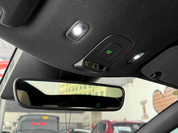 Фото 27 - Nio ET5T