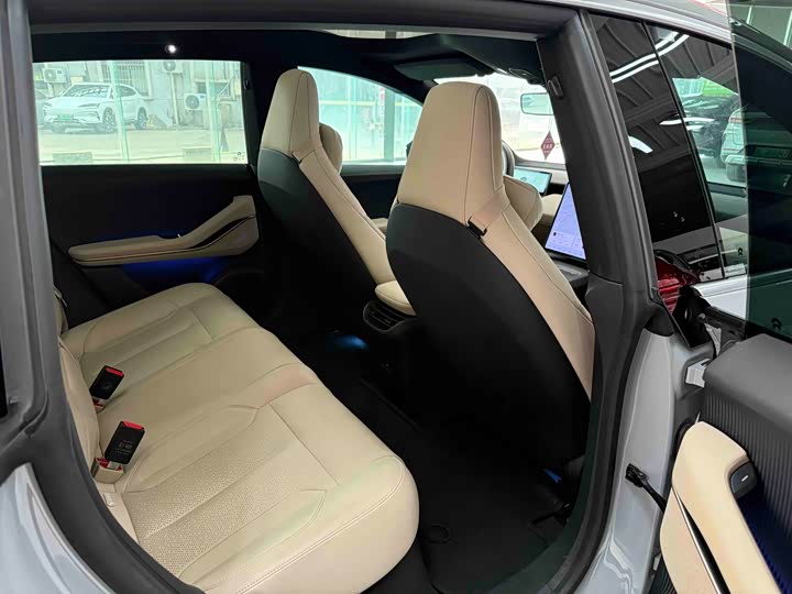 Фото 8 - Nio ET5T