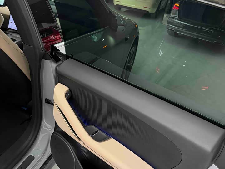 Фото 9 - Nio ET5T