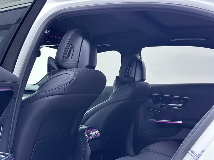 Фото 20 - Mercedes-Benz C-Class