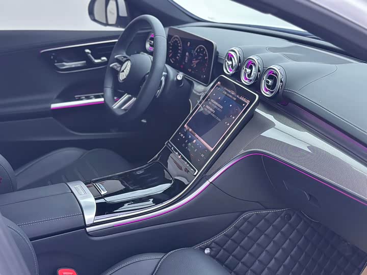 Фото 21 - Mercedes-Benz C-Class