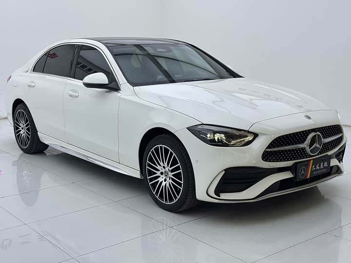 Фото 3 - Mercedes-Benz C-Class