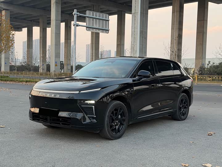 Фото 1 - Exeed Sterra ET