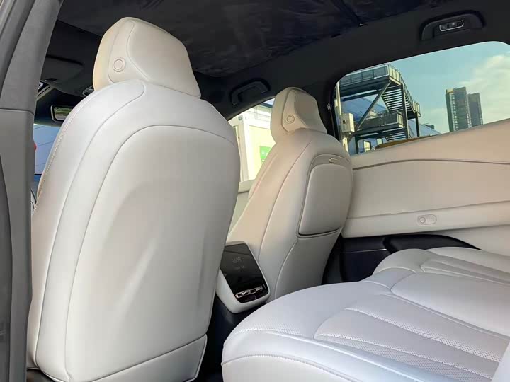 Фото 6 - XPeng F57