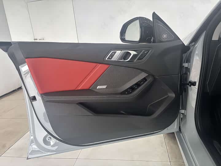 Фото 11 - BMW 2 Series