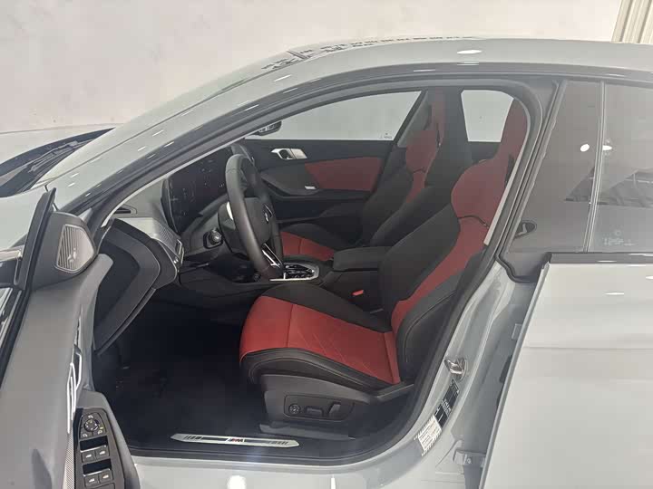 Фото 13 - BMW 2 Series