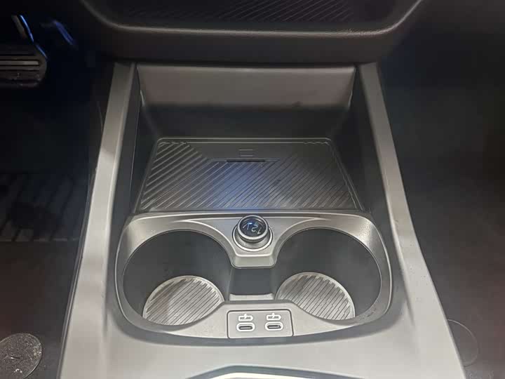 Фото 17 - BMW 2 Series