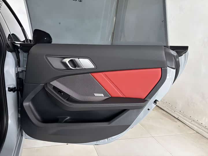 Фото 23 - BMW 2 Series