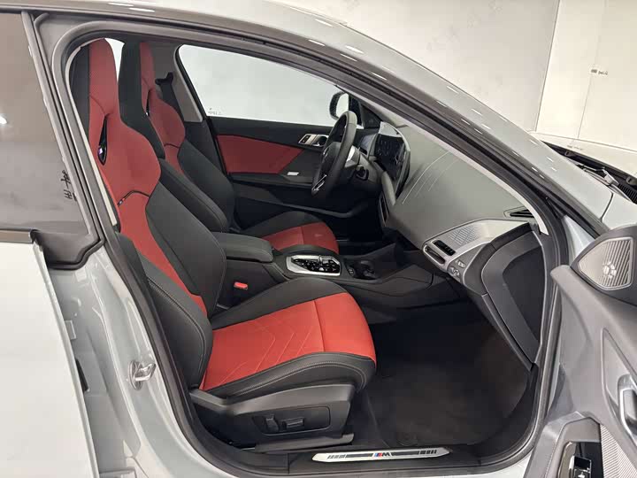 Фото 26 - BMW 2 Series