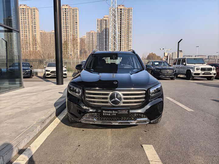 Фото 2 - Mercedes-Benz GLB-Class