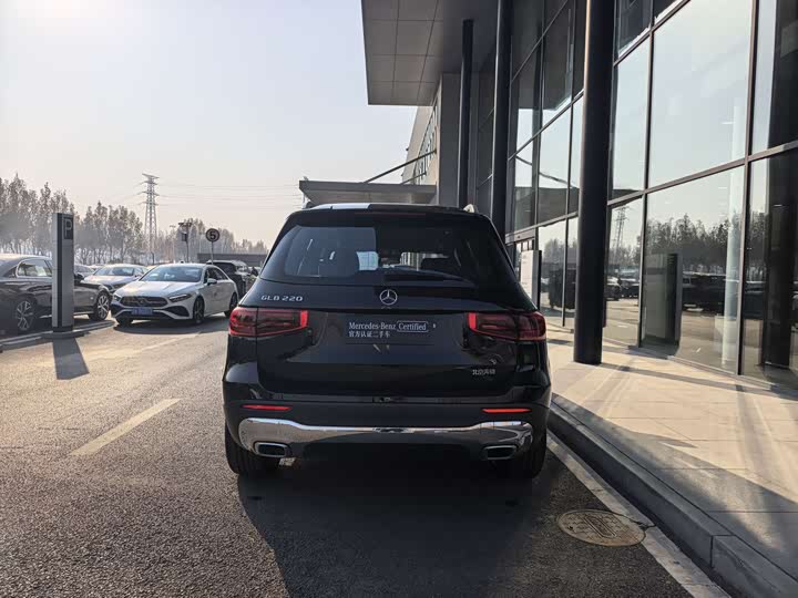 Фото 6 - Mercedes-Benz GLB-Class