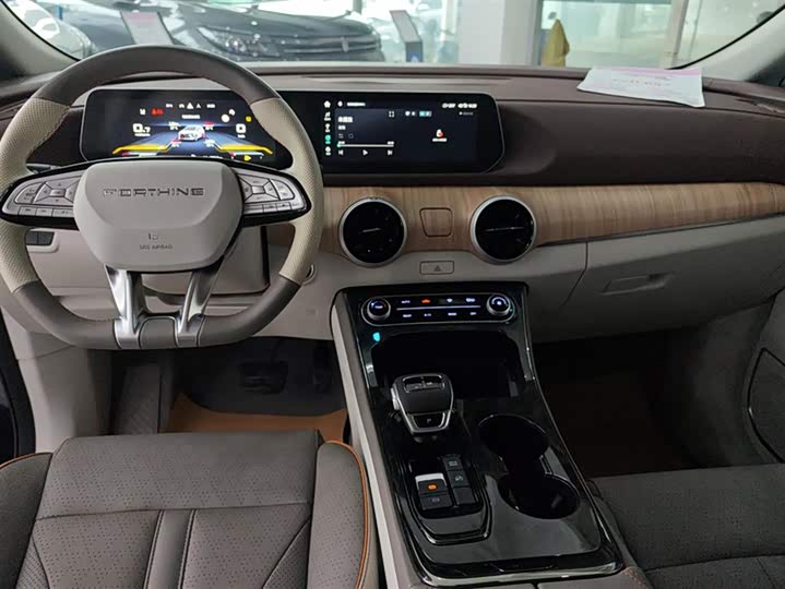 Фото 12 - Dongfeng Forthing Yacht