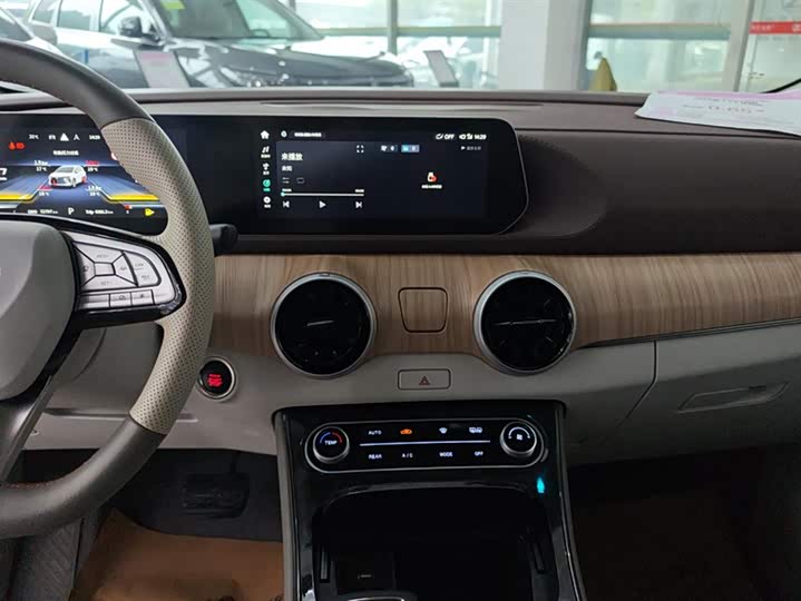 Фото 13 - Dongfeng Forthing Yacht