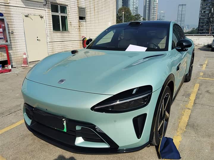 Фото 1 - Xiaomi YU7