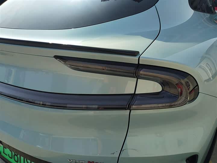 Фото 8 - Xiaomi YU7