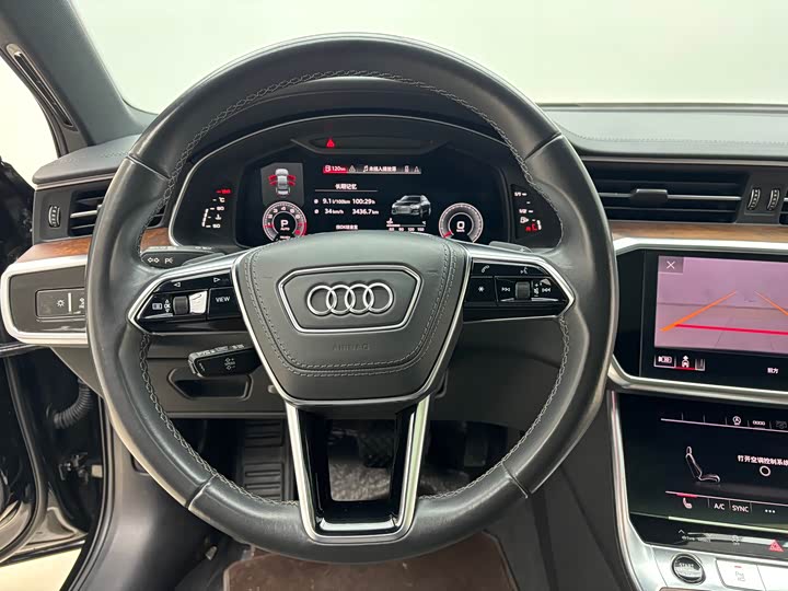 Фото 7 - Audi A6L