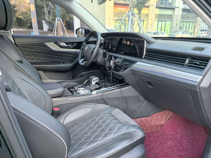 Фото 4 - Hongqi HS5