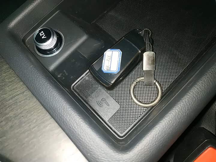 Фото 9 - Audi A4L