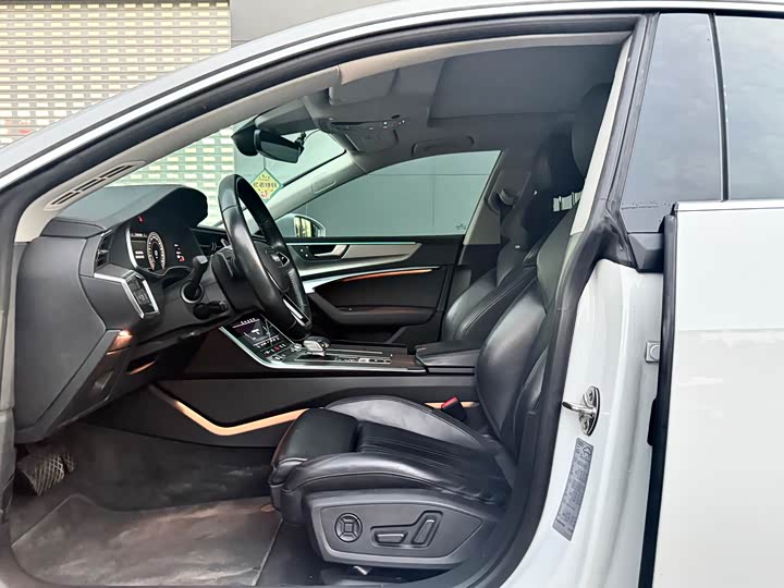 Фото 6 - Audi A7