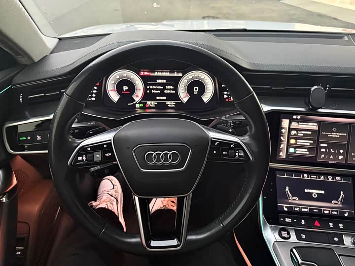 Фото 7 - Audi A7