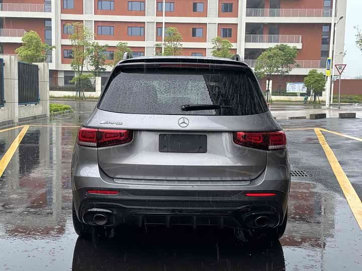 Фото 5 - Mercedes-Benz GLB-Class AMG