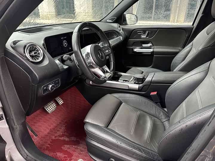 Фото 7 - Mercedes-Benz GLB-Class AMG