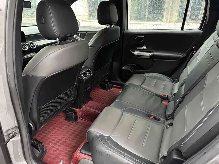 Фото 8 - Mercedes-Benz GLB-Class AMG