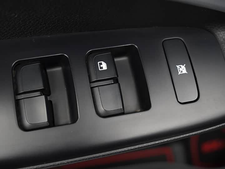 Фото 10 - Kia KX1