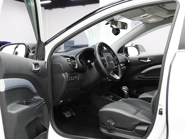 Фото 9 - Kia KX1