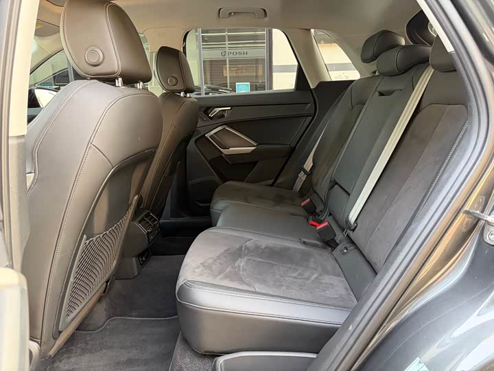 Фото 14 - Audi Q3