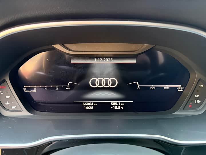 Фото 15 - Audi Q3