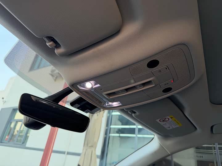 Фото 19 - Audi Q3